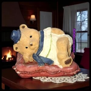 🎉🎇🎉  VINTAGE BEAR Resin Sculpture  UNKNOWN Maker